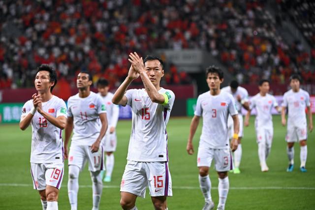 乐鱼棋牌-小组第二排名国足暂列第6 后2轮若全胜必进12强赛