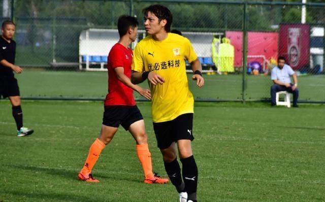 乐鱼在线入口-曝川足陷欠薪罢训风波 矛盾激化老将汪嵩处境尴尬